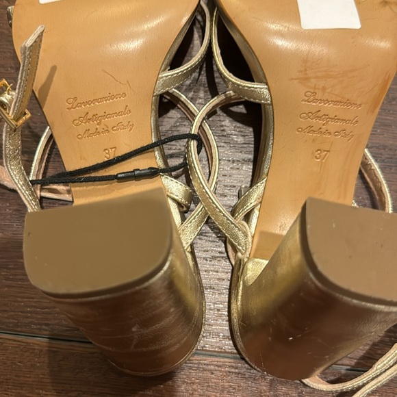 Ottod’Ame NWT Gold Strappy Sandal with Block Heel. - Picture 5 of 9